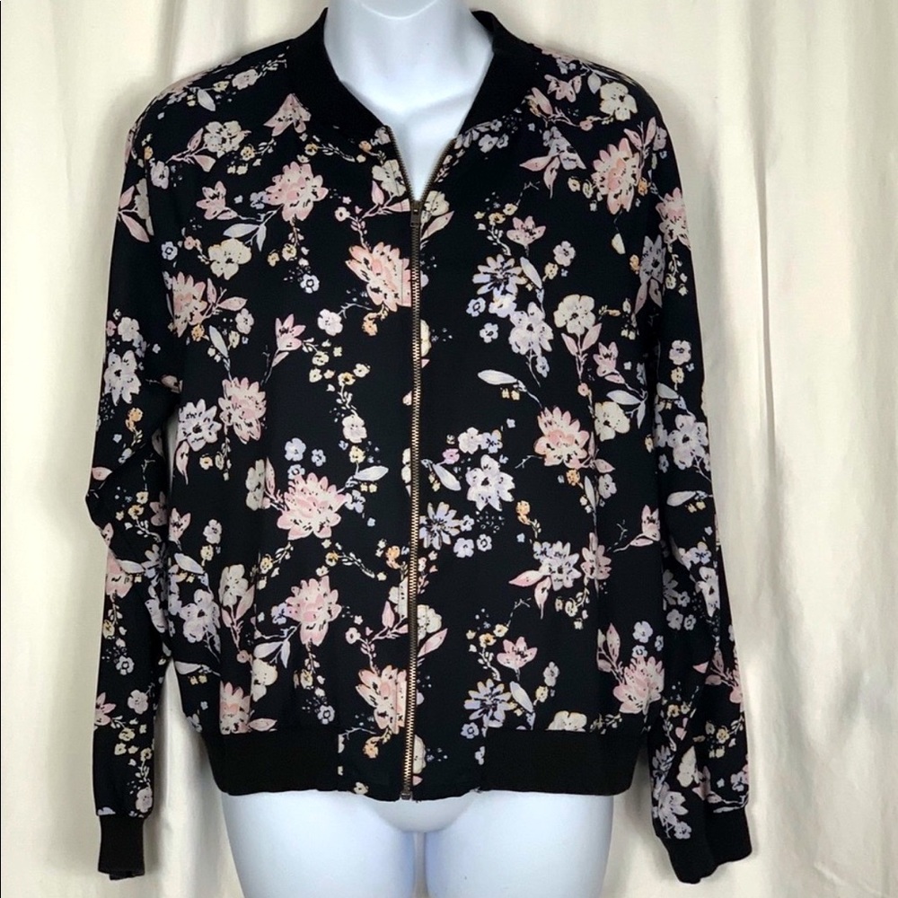 Dizzire in good condition  SZ M